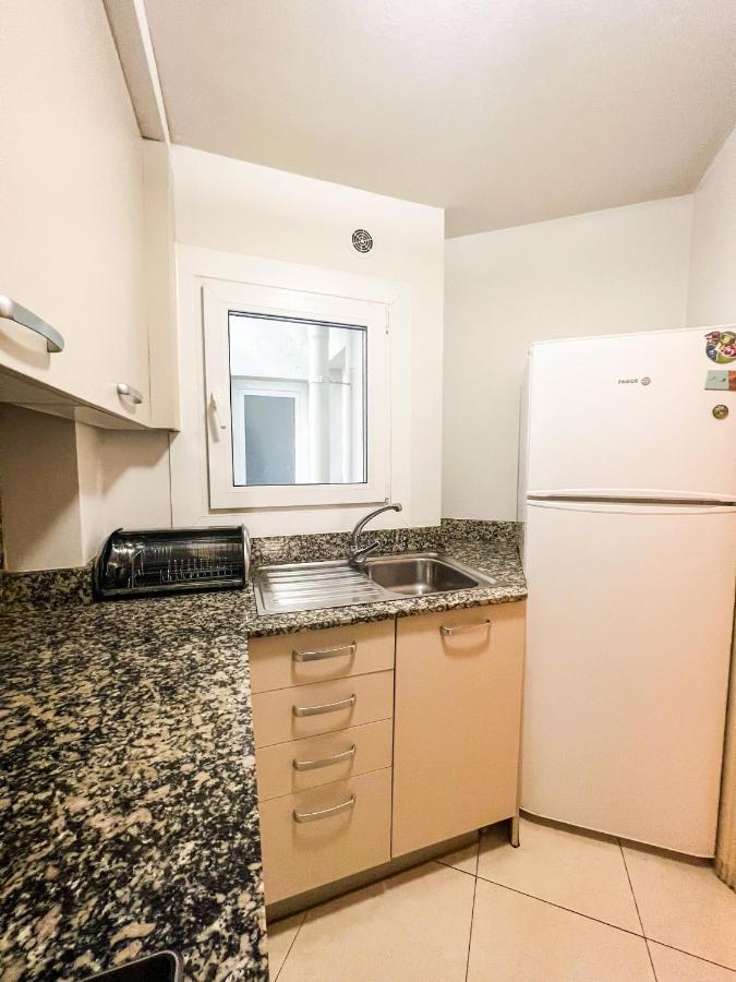 Apartamento Ontario En El Centro De Andorra La Vella Con Parking Apartment Exterior photo